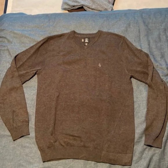 Black Volcom Sweater - Size: M - Picture 1 of 4